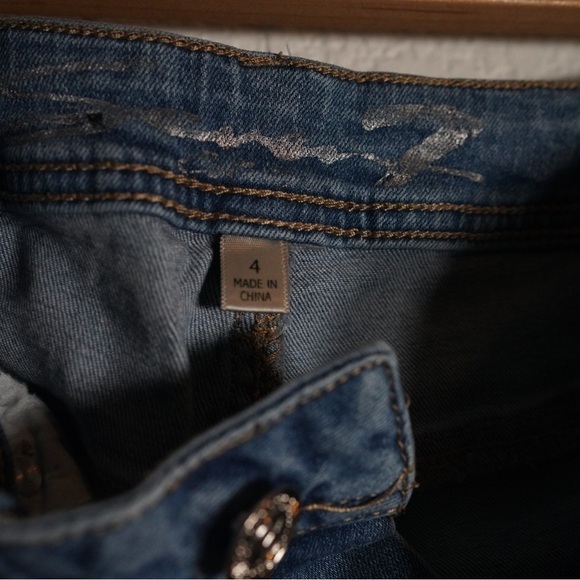 7 for all Mankind Women’s Jeans Distressed Capris Ankle Cooped Denim Size 4 - Picture 8 of 13